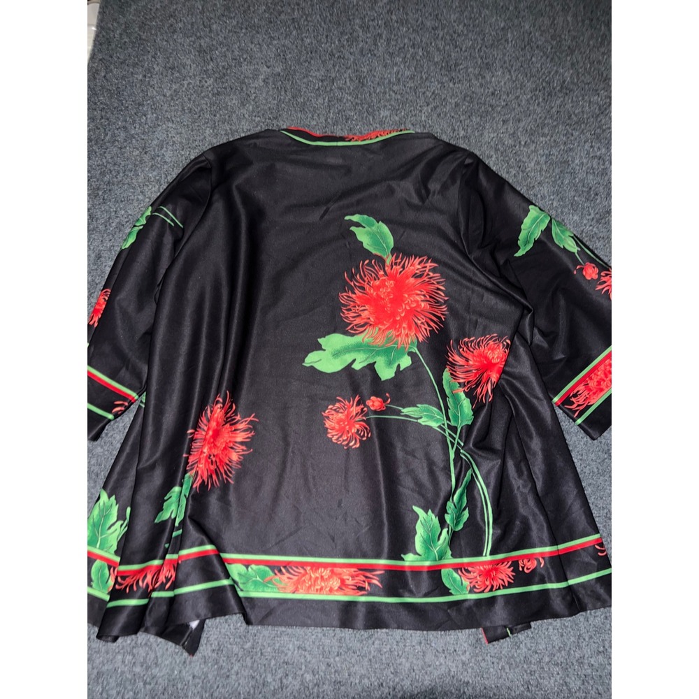 Top Notch Floral Kimono Jacket Black Red Green Chrysanthemum Print One Size - Picture 7 of 7